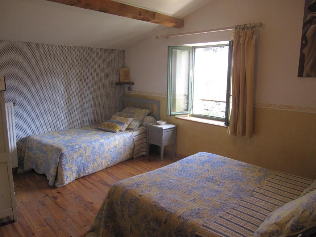 Bed and Breakfast Le Mas Des Clots Upie Номер фото